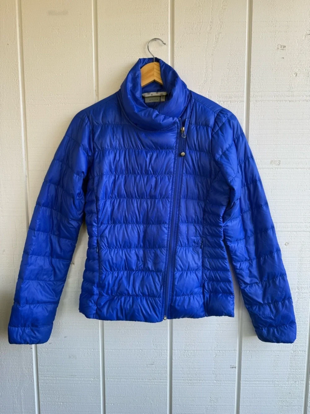 Athleta Vibrant Blue Downalicious Asymetrical Down Puffer Jacket Size XS